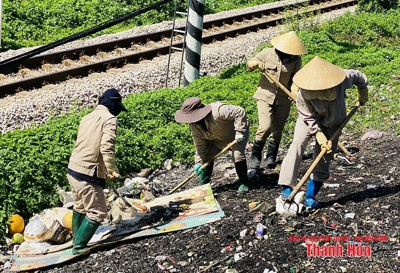 Những người thầm lặng làm đẹp dòng sông, khơi thông nguồn nước