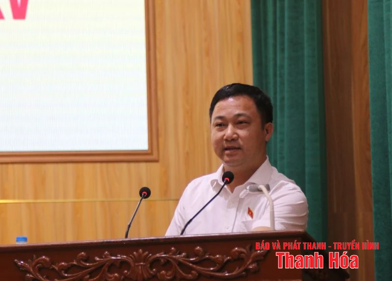 Phó Trưởng Đoàn ĐBQH tỉnh Mai Văn Hải tiếp xúc cử tri các xã Hà Trung và Hậu Lộc