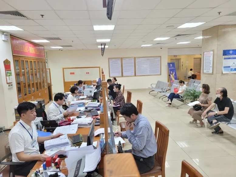 Tập trung tháo gỡ khó khăn trong thực hiện thủ tục hành chính, chuyển đổi số giai đoạn đầu vận hành mô hình chính quyền địa phương 2 cấp