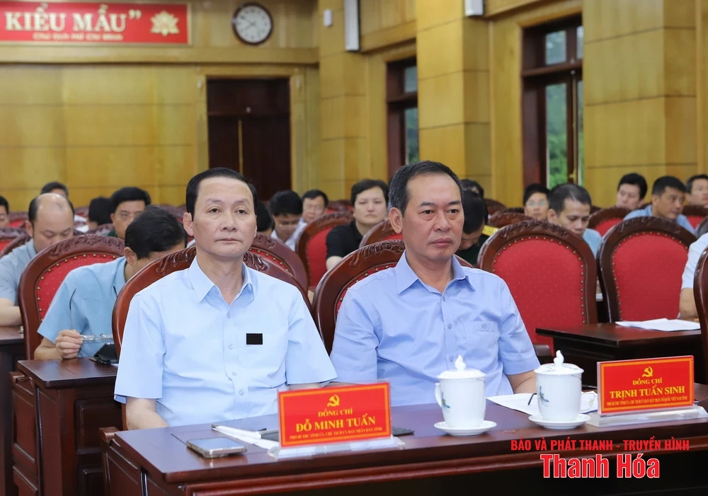 Hội nghị trực tuyến toàn tỉnh đánh giá tình hình ứng phó, khắc phục thiệt hại do bão số 3 và tiến độ xóa nhà tạm, nhà dột nát