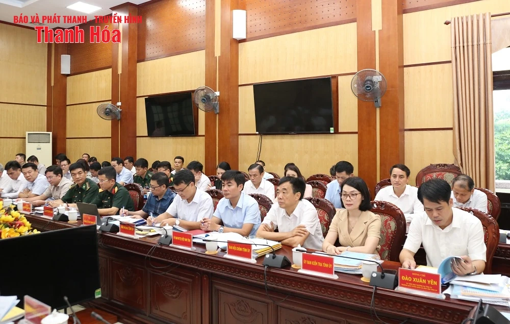 Cho ý kiến vào nội dung văn kiện và công tác chuẩn bị Đại hội Đảng bộ các xã mới