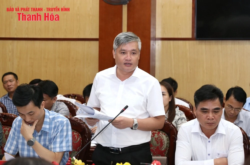 Cho ý kiến vào nội dung văn kiện và công tác chuẩn bị Đại hội Đảng bộ các xã mới