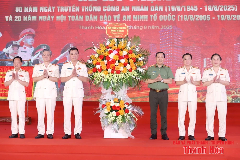 Thanh Hóa tổ chức trọng thể Lễ kỷ niệm 80 năm Ngày truyền thống Công an Nhân dân và 20 năm Ngày hội Toàn dân bảo vệ an ninh Tổ quốc