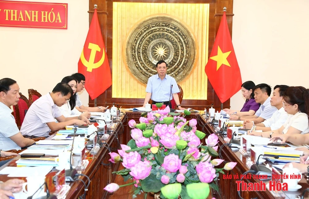 Phó Bí thư Thường trực Tỉnh ủy Lại Thế Nguyên chủ trì hội nghị cho ý kiến về công tác chuẩn bị Đại hội Đảng bộ 12 xã