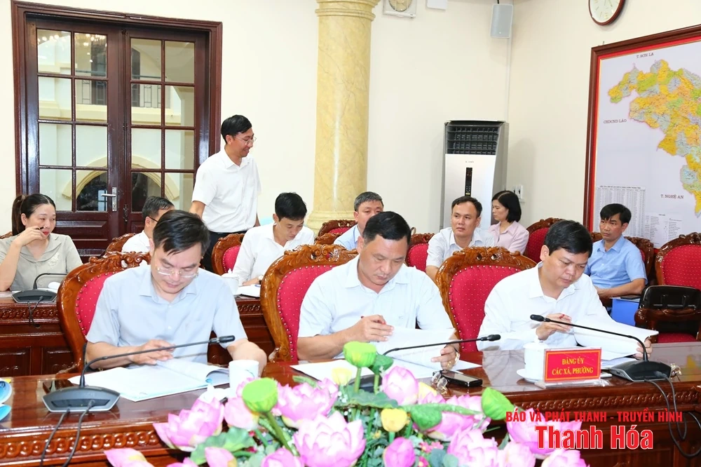 Phó Bí thư Thường trực Tỉnh ủy Lại Thế Nguyên chủ trì hội nghị cho ý kiến về công tác chuẩn bị Đại hội Đảng bộ 12 xã