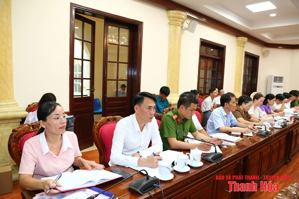 Phó Bí thư Thường trực Tỉnh ủy Lại Thế Nguyên chủ trì hội nghị cho ý kiến về công tác chuẩn bị Đại hội Đảng bộ 12 xã