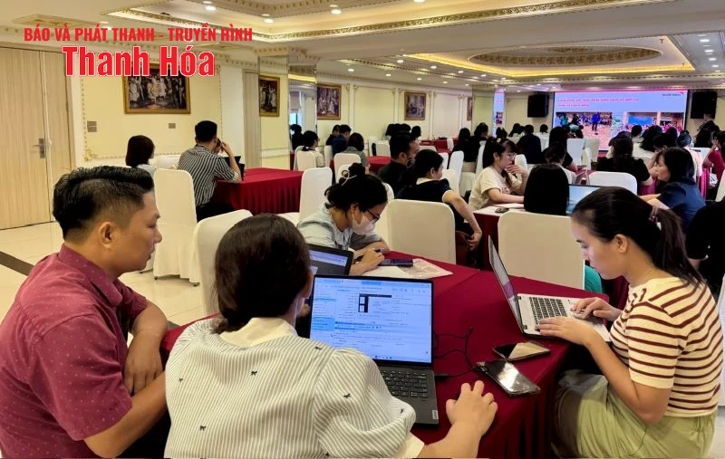 Tăng cường kiến thức về chăm sóc dinh dưỡng trong 1.000 ngày đầu đời cho cán bộ y tế tuyến tỉnh