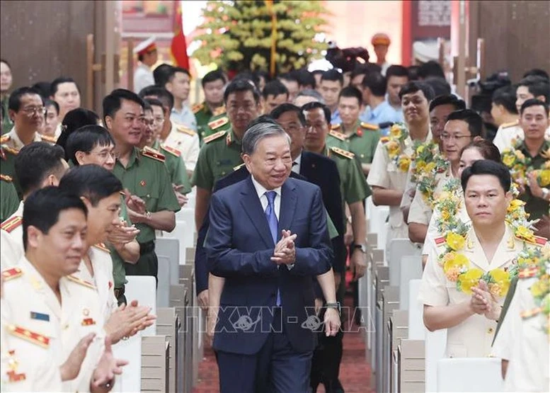 Tổng Bí thư Tô Lâm: Thi đua vì an ninh Tổ quốc có ở từng người, từ trong suy nghĩ, hành động và mọi công việc hằng ngày