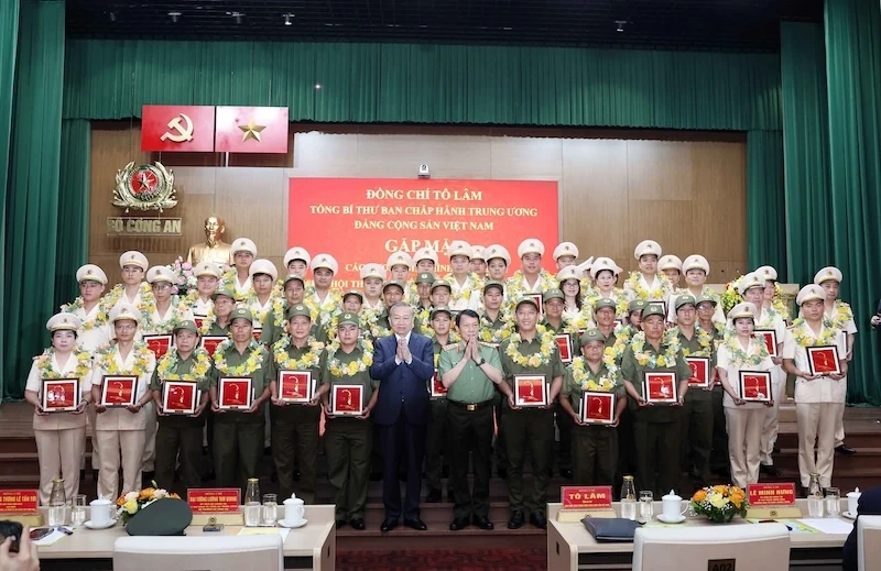 Tổng Bí thư Tô Lâm: Thi đua vì an ninh Tổ quốc có ở từng người, từ trong suy nghĩ, hành động và mọi công việc hằng ngày