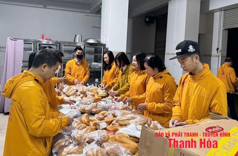 “Chia sẻ cuộc sống và nụ cười”