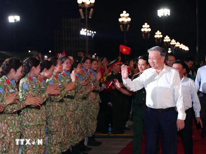 Đặc sắc chương trình chính luận nghệ thuật Dưới cờ vinh quang