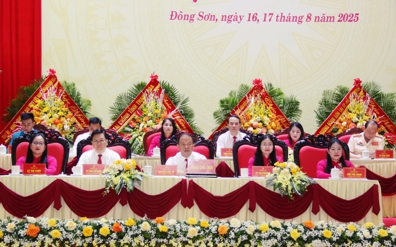 Đảng bộ phường Đông Sơn quyết tâm hoàn thành và hoàn thành vượt mức 29/29 chỉ tiêu nhiệm kỳ 2025-2030