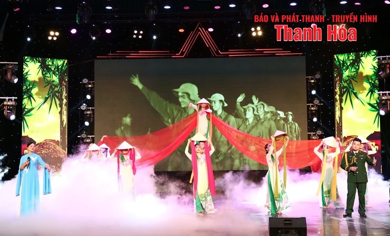 Giao lưu Lực lượng vũ trang Thanh Hóa “Tự hào truyền thống, viết tiếp chiến công”