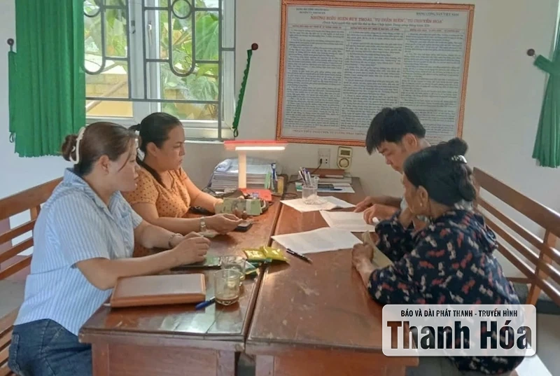 Xã Sao Vàng thực hiện phát quà 2/9 cho toàn thể Nhân dân