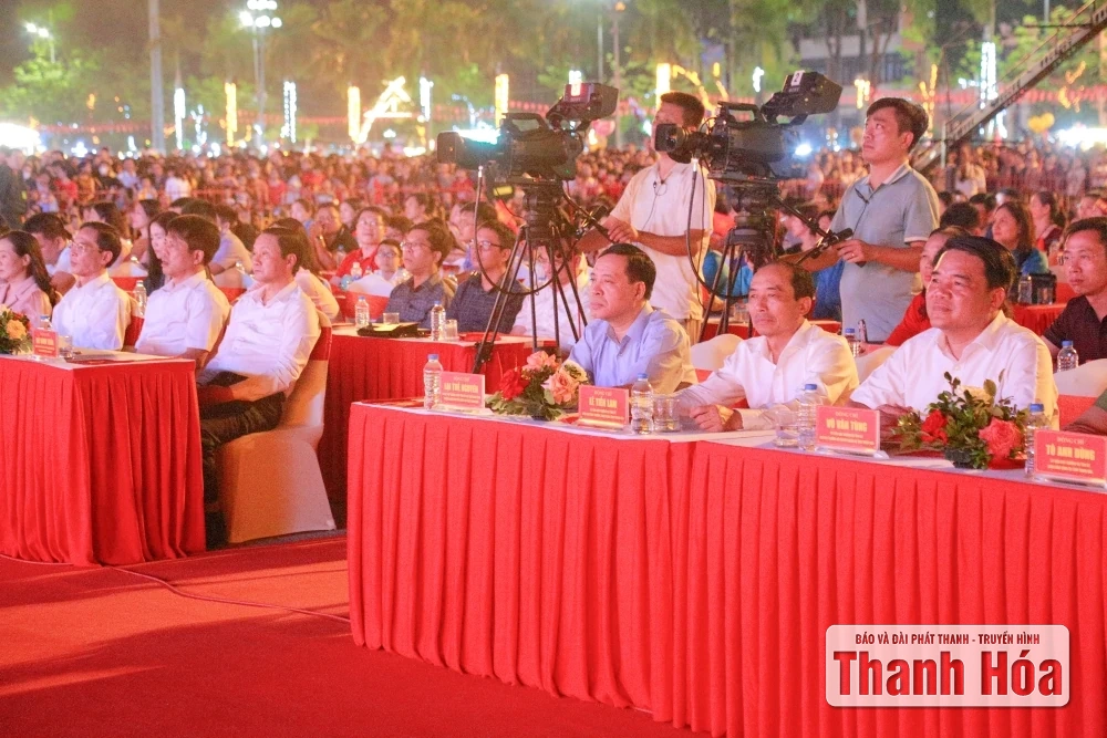 Chương trình nghệ thuật “Thanh Hóa - Tự hào cùng đất nước” chào mừng Quốc khánh 2/9