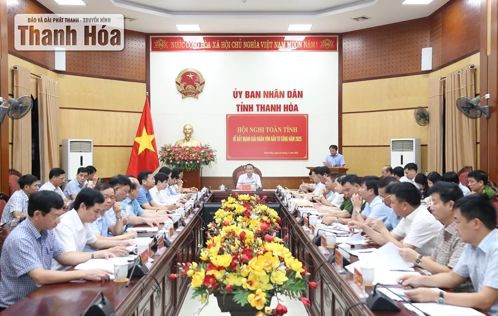 Tập trung tháo gỡ khó khăn, vướng mắc, đẩy mạnh giải ngân vốn đầu tư công năm 2025