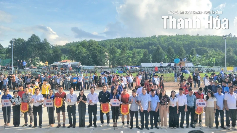 Giải bóng chuyền chào mừng kỷ niệm 84 năm thành lập Chiến khu Ngọc Trạo