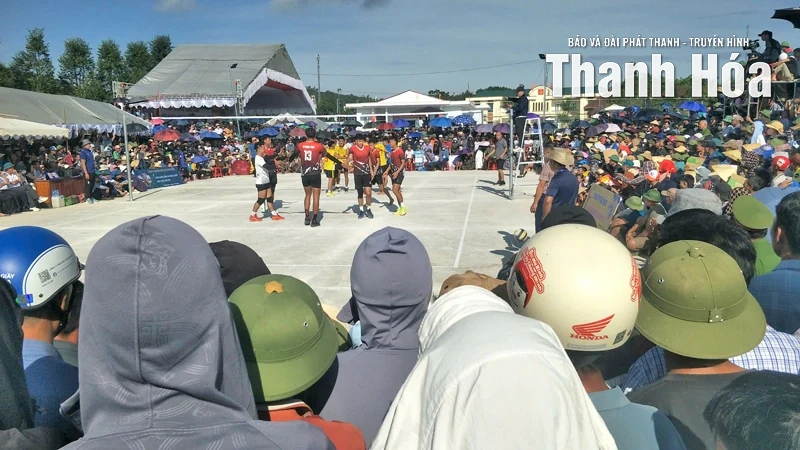 Giải bóng chuyền chào mừng kỷ niệm 84 năm thành lập Chiến khu Ngọc Trạo