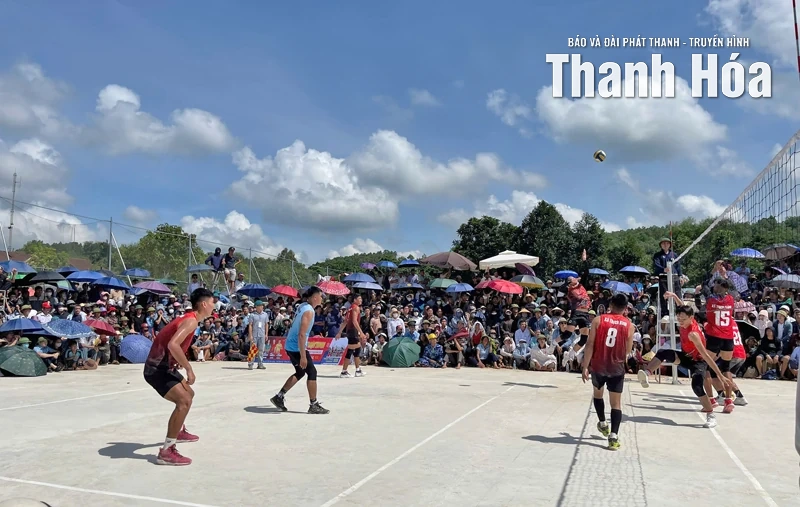 Giải bóng chuyền chào mừng kỷ niệm 84 năm thành lập Chiến khu Ngọc Trạo