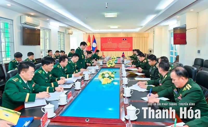 Hội đàm giữa Ban Chỉ huy BĐBP tỉnh Thanh Hóa và Bộ Chỉ huy Quân sự tỉnh Hủa Phăn