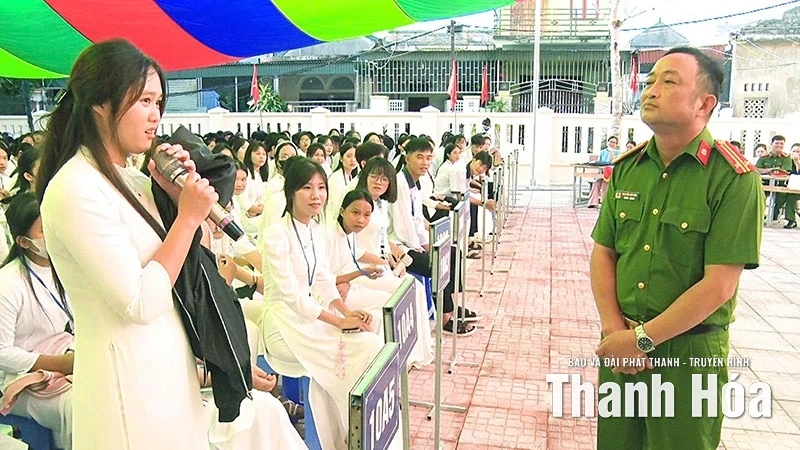 Tuyên truyền pháp luật về an toàn giao thông và phòng, chống tai nạn thương tích cho học sinh