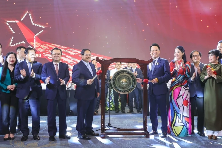 Thủ tướng nêu 6 mong muốn, kỳ vọng với cộng đồng doanh nghiệp, khu vực kinh tế tư nhân