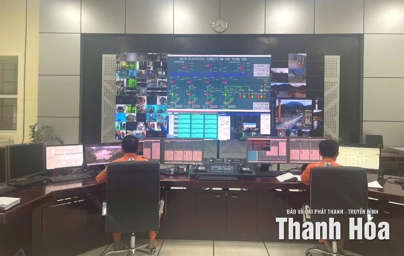 Dồn lực ứng phó bão