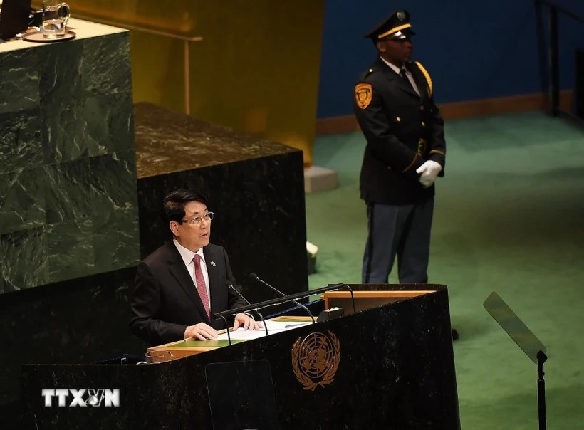 Chủ tịch nước Lương Cường: Tôn vinh giá trị của hòa bình, chuyển đổi mạnh mẽ để kiến tạo tương lai bền vững