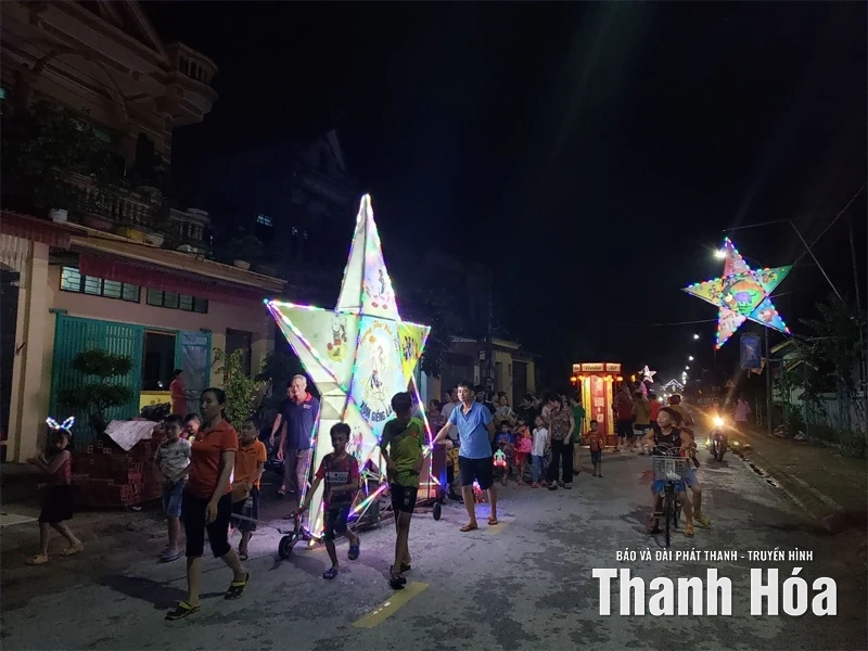 Chuyện về những mùa trăng...