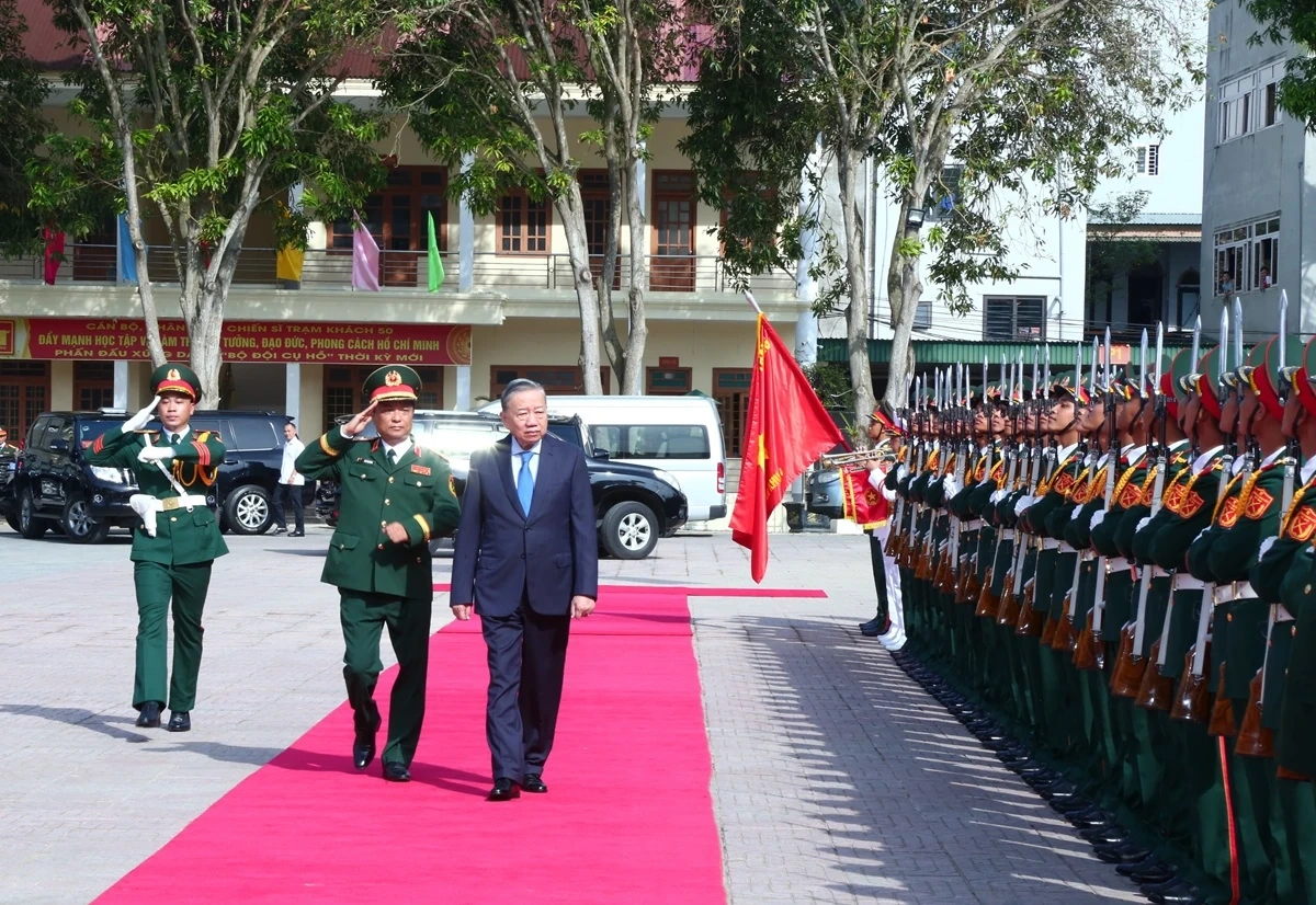 Tổng Bí thư Tô Lâm dự Lễ kỷ niệm 80 năm Ngày truyền thống Lực lượng vũ trang Quân khu 4