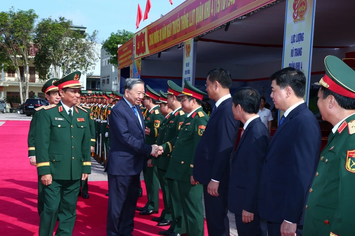 Tổng Bí thư Tô Lâm dự Lễ kỷ niệm 80 năm Ngày truyền thống Lực lượng vũ trang Quân khu 4