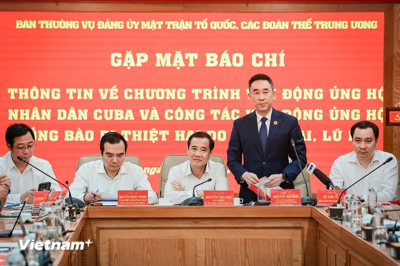 Số tiền ủng hộ đồng bào thiệt hại do bão đạt gần 800 tỷ đồng sau 1 tuần phát động