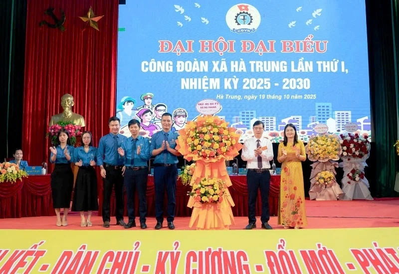 Đại hội đại biểu Công đoàn xã Hà Trung lần thứ I