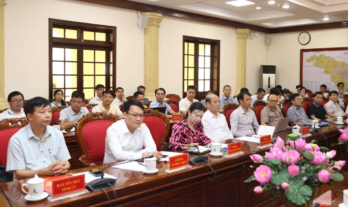 Họp báo thông tin về kết quả Đại hội Đại biểu Đảng bộ tỉnh Thanh Hóa lần thứ XX