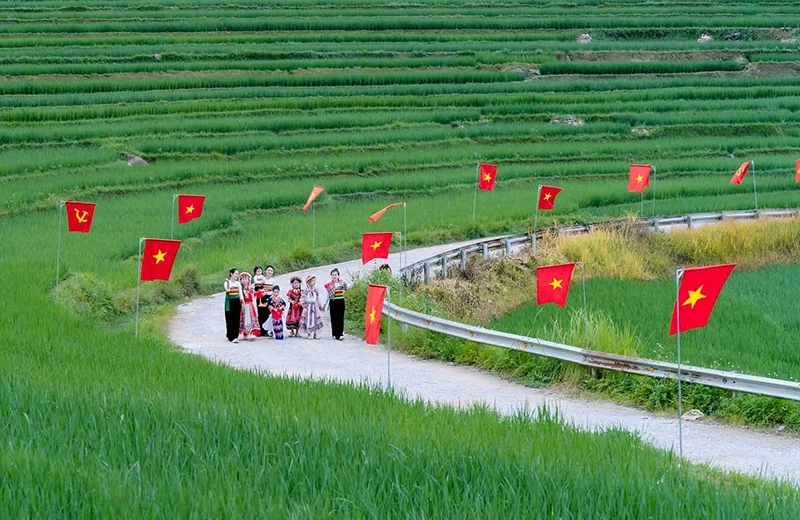 Bảo đảm an ninh trật tự, góp phần thực hiện nhiệm vụ phát triển kinh tế - xã hội