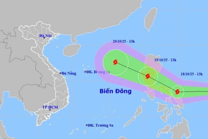 Áp thấp nhiệt đới có khả năng mạnh lên thành bão vào tối ngày 18/10