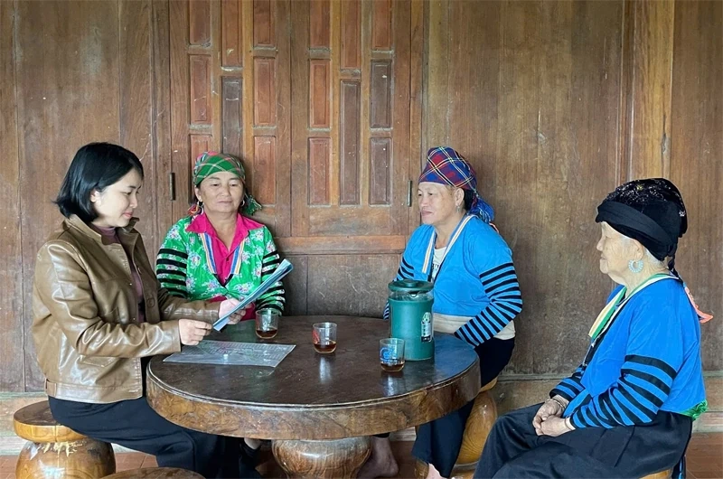 Muốn bà con nghe theo, mình phải tiên phong làm trước