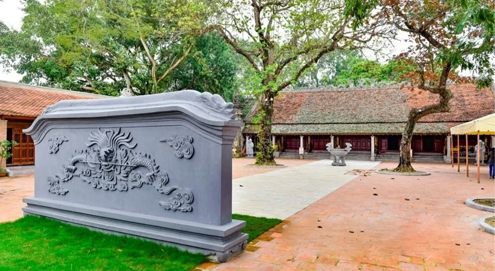 Thái miếu nhà Hậu Lê có mối liên hệ đặc biệt với Lam Kinh - quê hương của Anh hùng dân tộc Lê Lợi và nơi yên nghỉ của các vua, hoàng hậu triều Lê.
