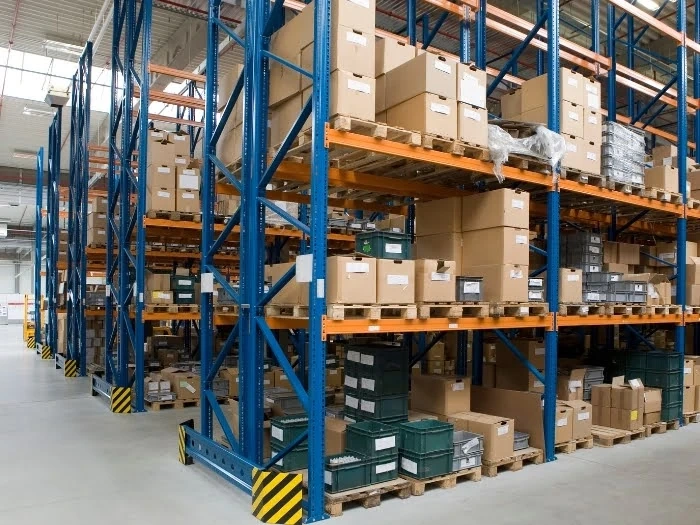 Tự động hóa lên ngôi, vì sao doanh nghiệp vẫn chọn kệ kho truyền thống?