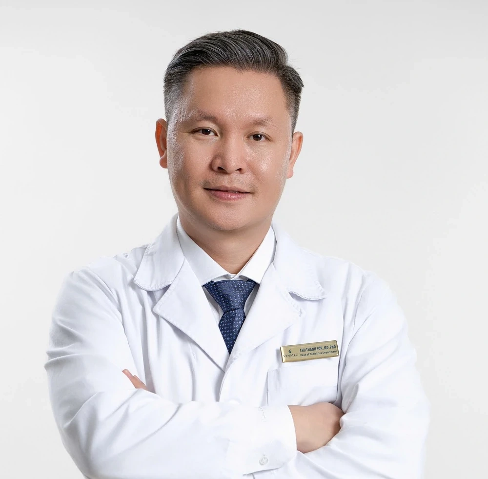 Bé trai 8 tháng tuổi hồi sinh thần kỳ nhờ trái tim nhân tạo ECMO