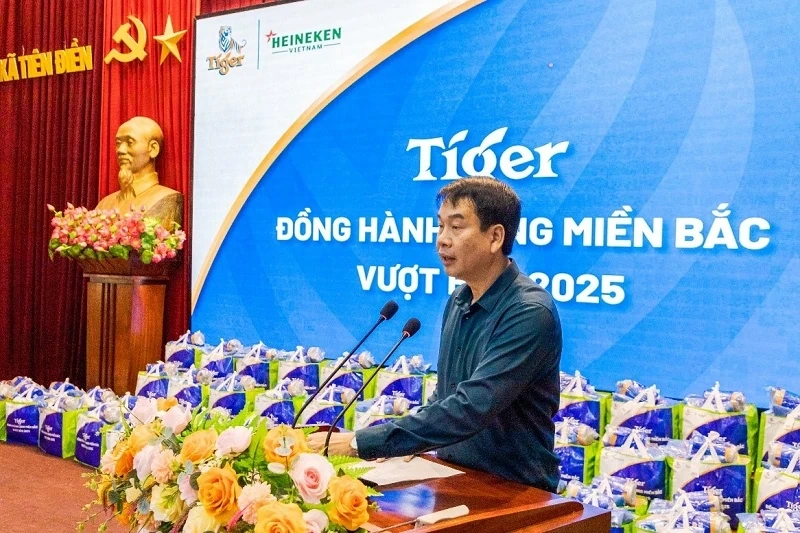 Tiger đồng hành cùng bà con khắc phục hậu quả sau bão lũ