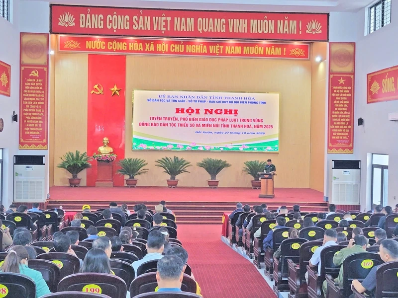 Tuyên truyền, phổ biến giáo dục pháp luật trong vùng đồng bào dân tộc thiểu số và miền núi
