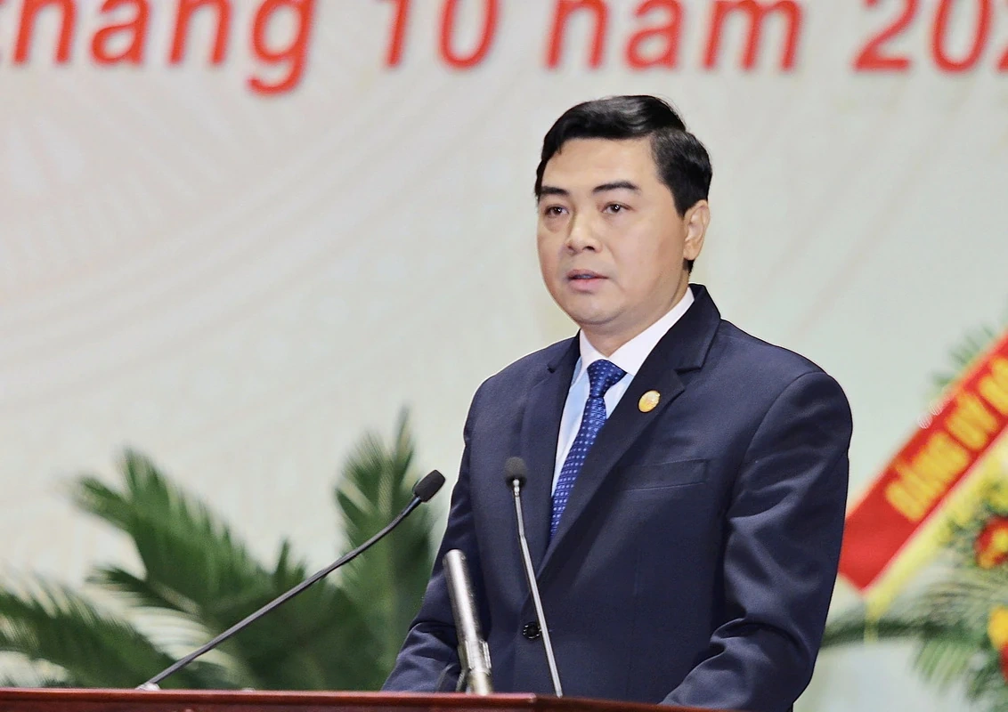 Đoàn kết, trách nhiệm, sáng tạo, thi đua xây dựng Thanh Hóa trở thành tỉnh giàu đẹp, văn minh, hạnh phúc (*)