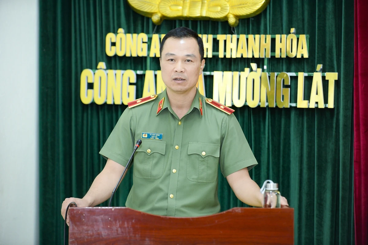 Giám đốc Công an tỉnh làm việc với công an 9 xã biên giới