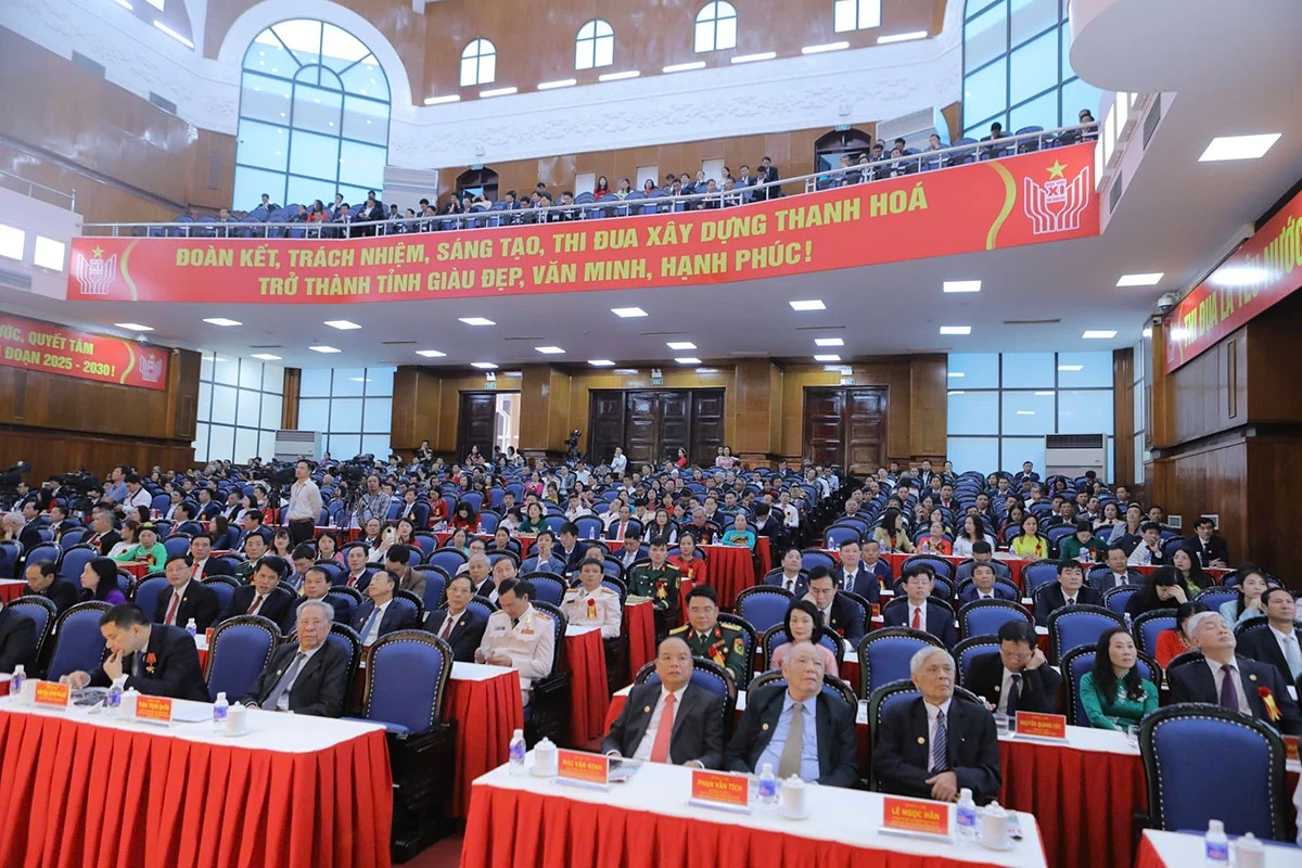 Đưa Thanh Hóa phát triển nhanh và bền vững cùng cả nước (*)