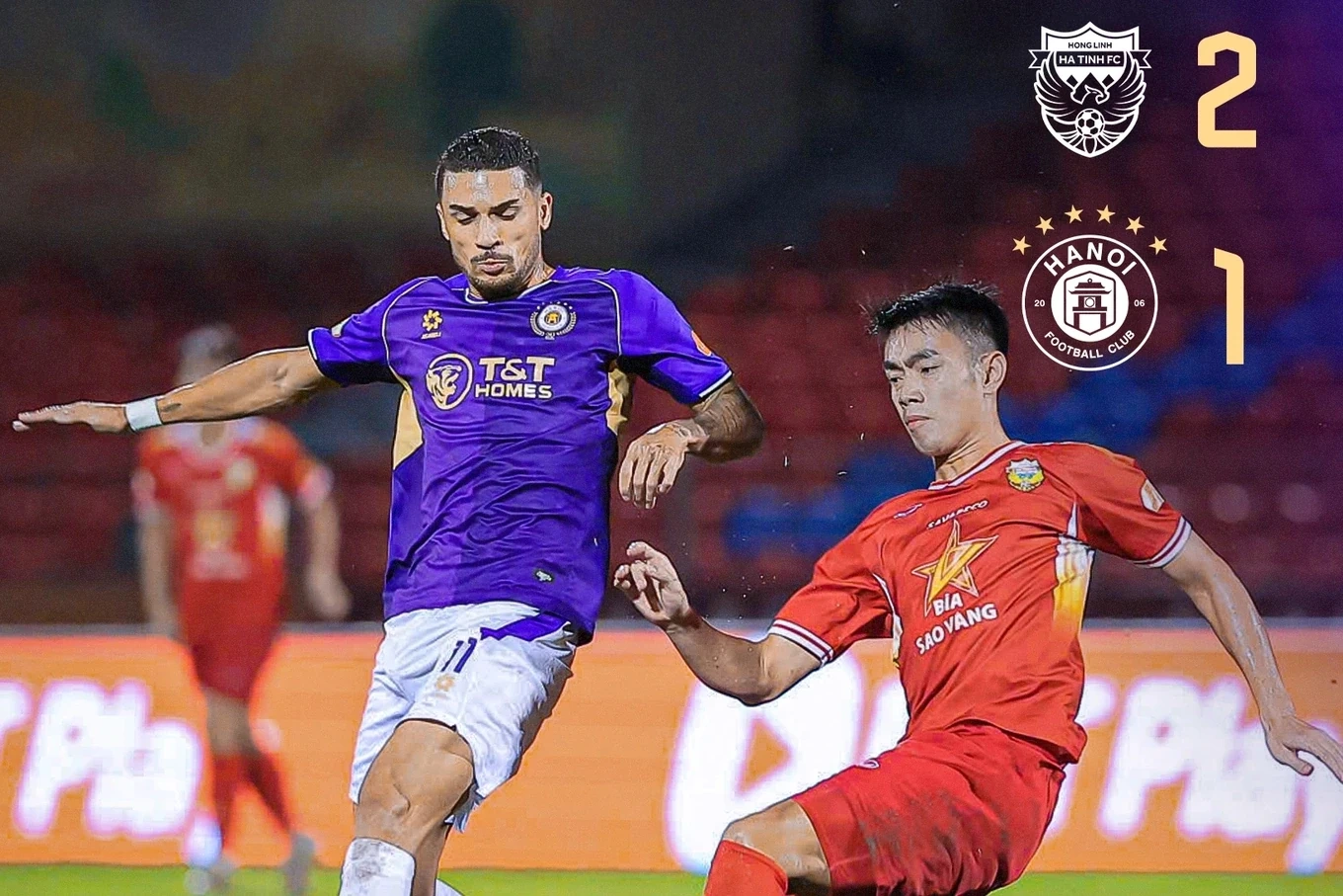 Công an Hà Nội áp sát ngôi đầu bảng V.League; Mbappe nhận Chiếc giày vàng châu Âu