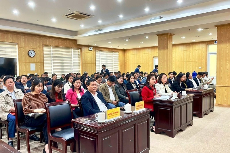 230 cán bộ Mặt trận các cấp tham gia hội nghị Báo cáo viên tháng 11/2025