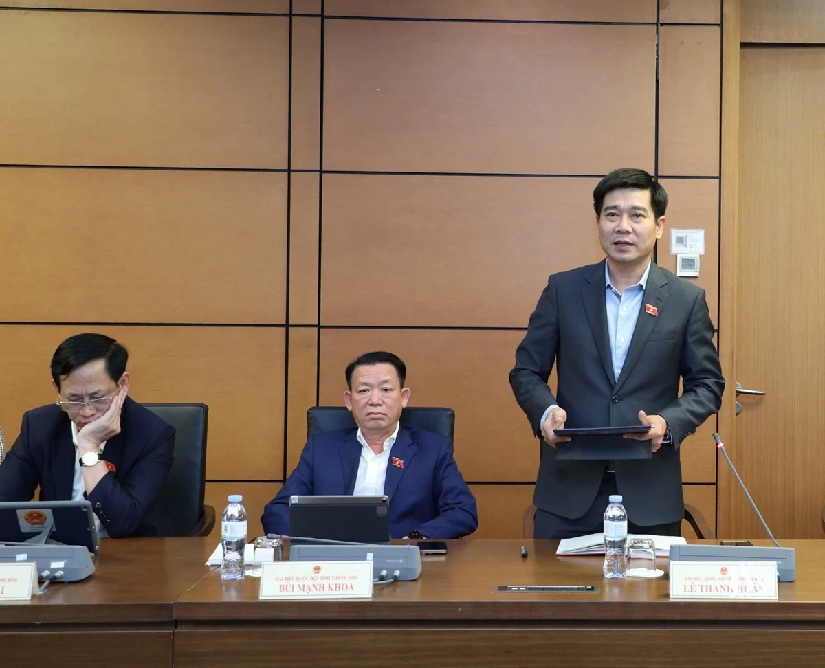 Đoàn ĐBQH Thanh Hóa tham gia thảo luận tại tổ, góp ý vào 3 dự án Luật