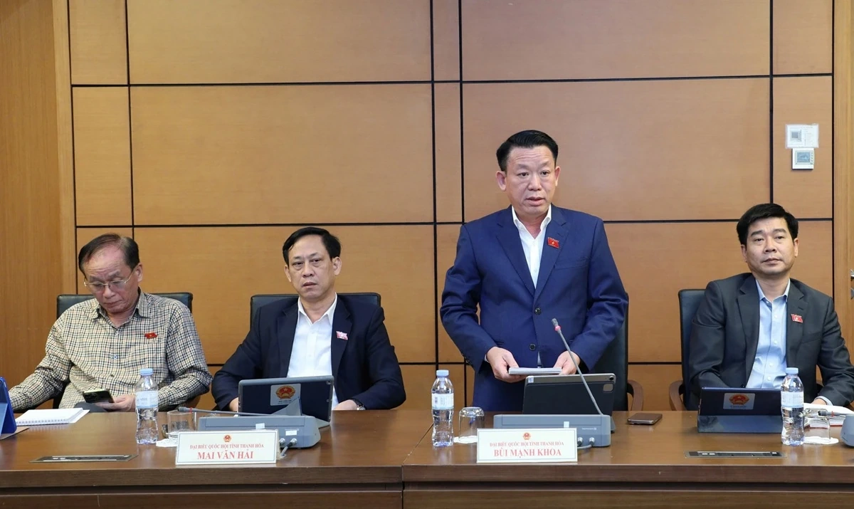 Đoàn ĐBQH Thanh Hóa tham gia thảo luận tại tổ, góp ý vào 3 dự án Luật