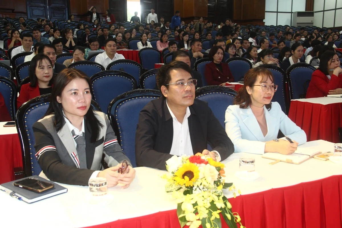 Nâng cao kỹ năng, nghiệp vụ cho cán bộ, công chức xã, phường trong giải quyết thủ tục hành chính